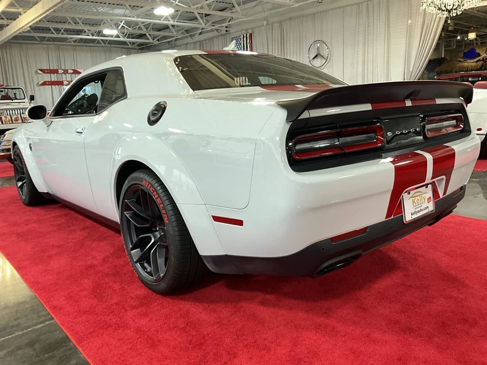 2019 Dodge Challenger SRT Hellcat 3rd Gen - Image 6 of 31