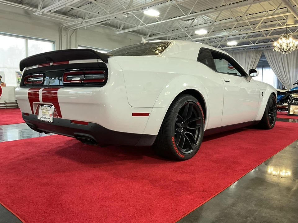 2019 Dodge Challenger SRT Hellcat 3rd Gen - Image 10 of 31