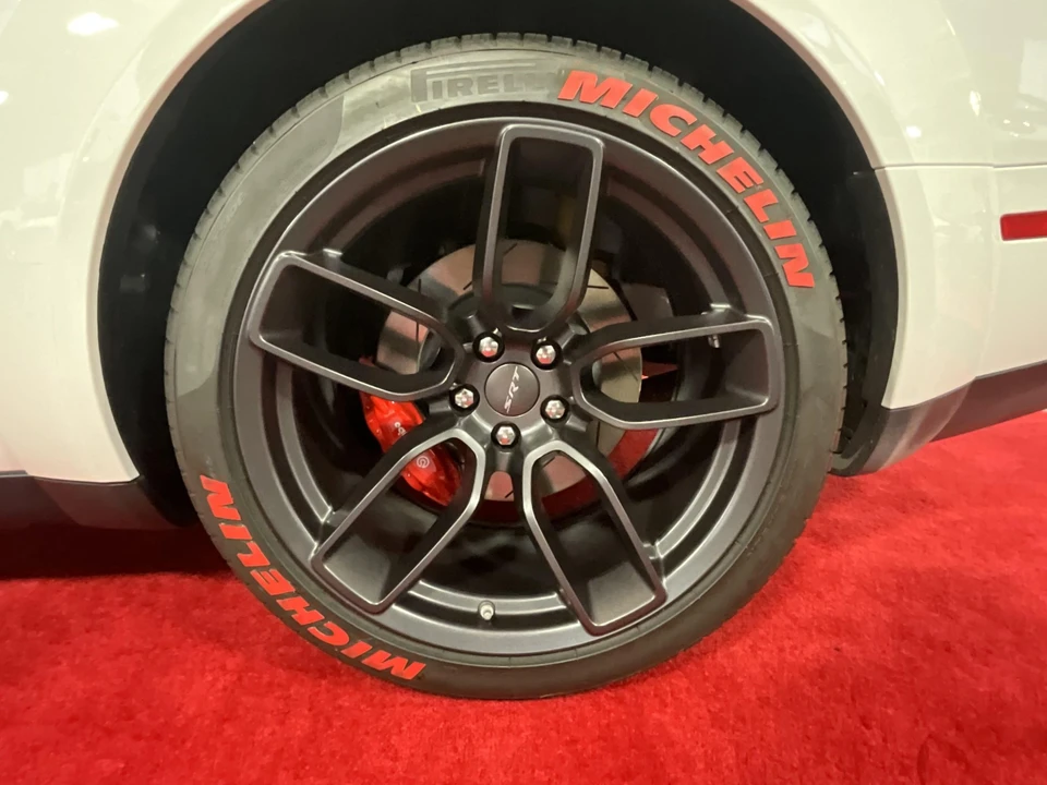 2019 Dodge Challenger SRT Hellcat 3rd Gen - Image 19 of 31