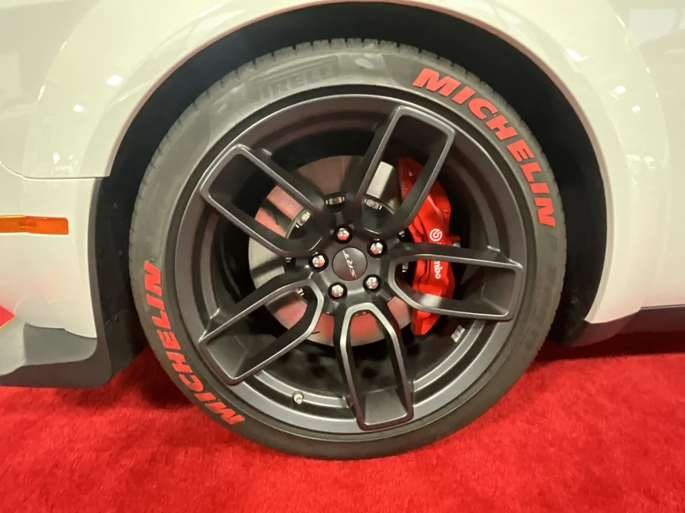 2019 Dodge Challenger SRT Hellcat 3rd Gen - Image 18 of 31