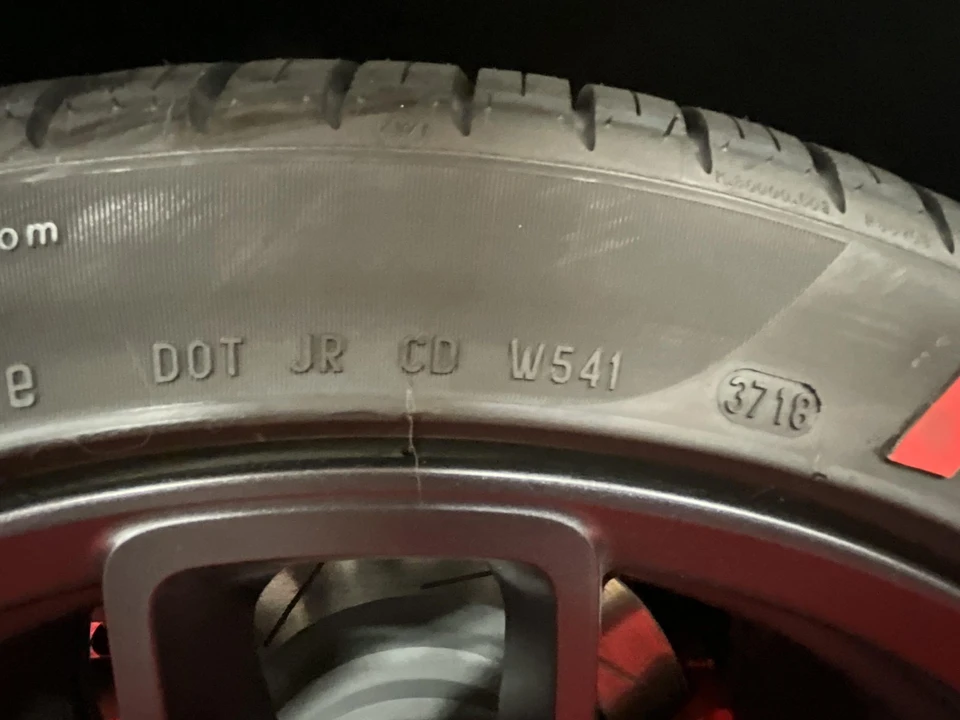 2019 Dodge Challenger SRT Hellcat 3rd Gen - Image 25 of 31