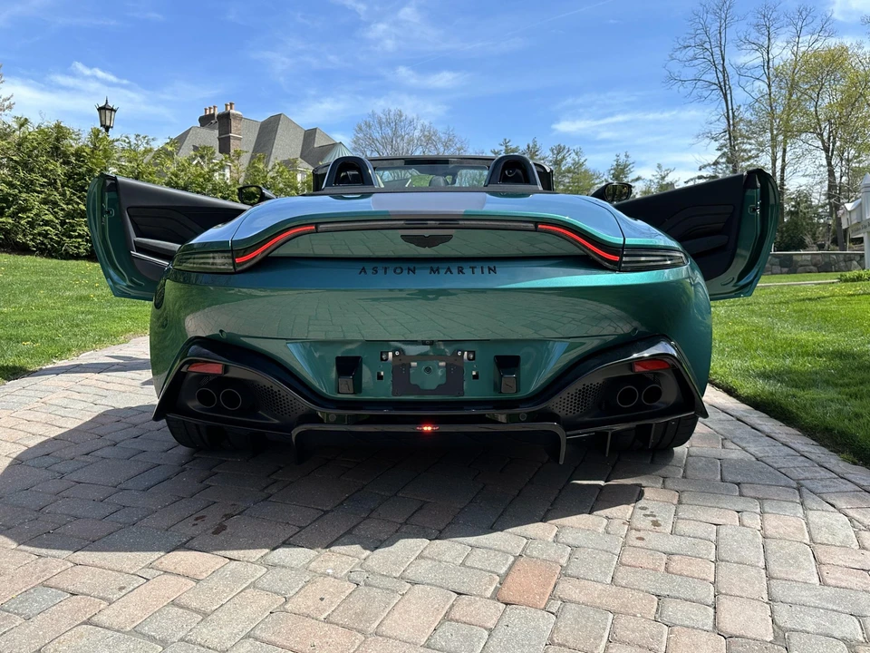 2023 Aston Martin V8 Vantage (2019+) - Image 6 of 31