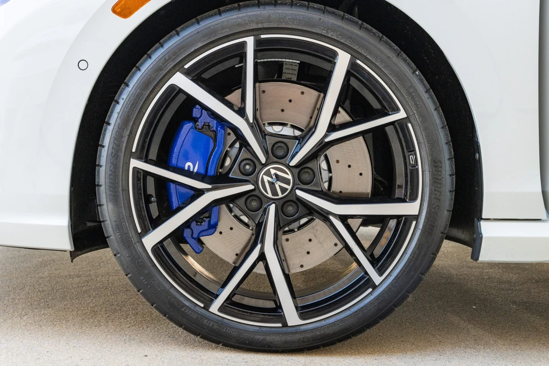 2024 Volkswagen Golf R Mk8 - Image 31 of 31