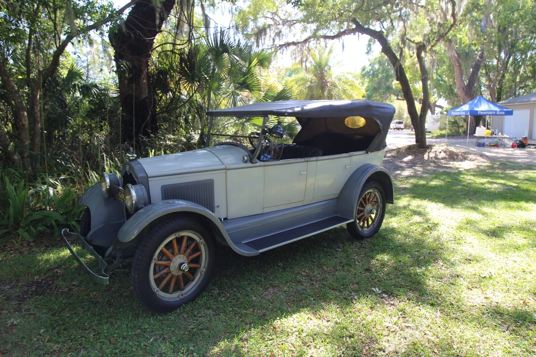 1924 Buick - Image 2 of 31