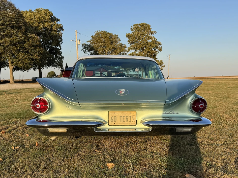 1960 Buick LeSabre - Image 6 of 31