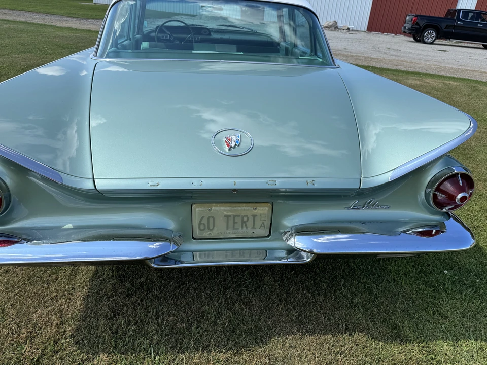 1960 Buick LeSabre - Image 24 of 31