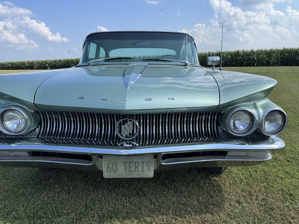 1960 Buick LeSabre - Image 9 of 31