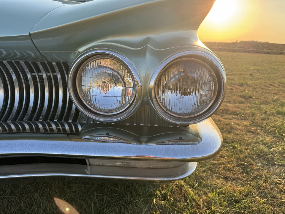 1960 Buick LeSabre - Image 11 of 31