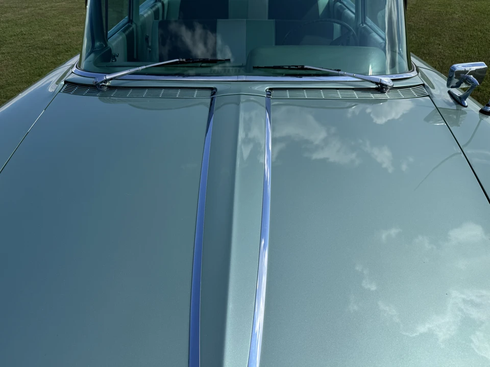 1960 Buick LeSabre - Image 12 of 31