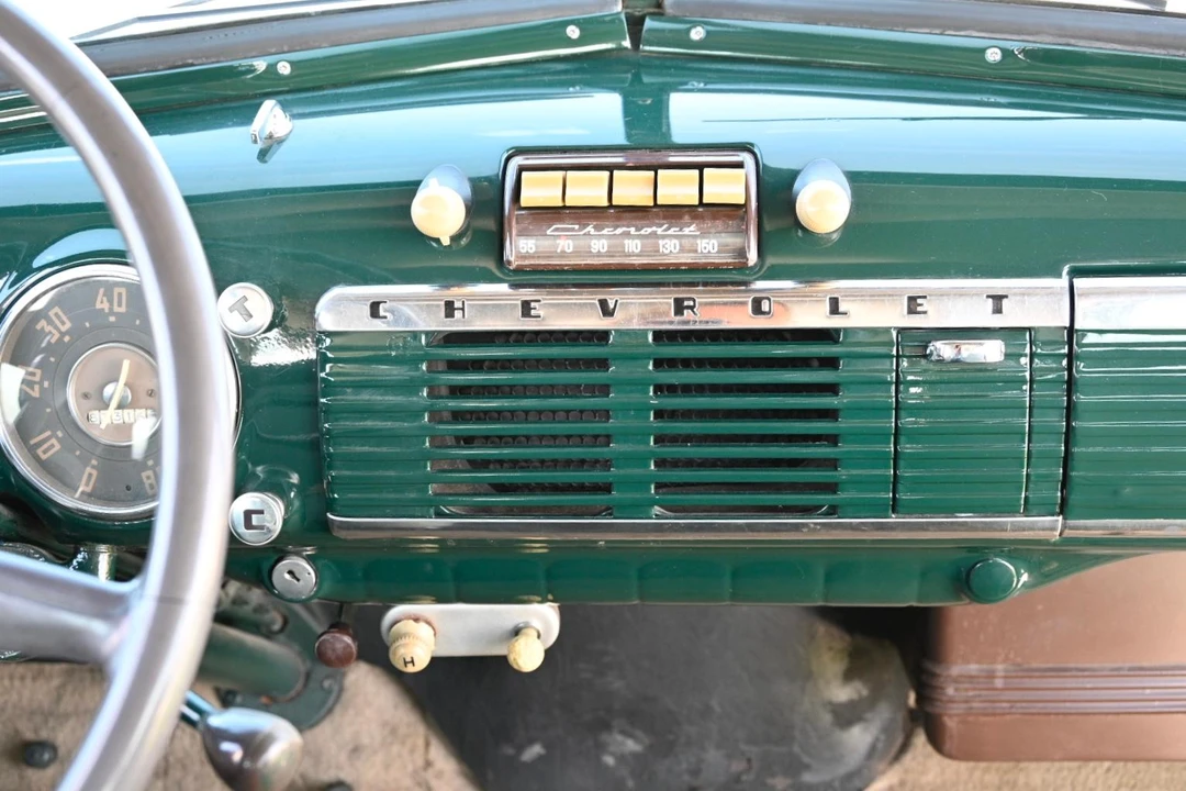 1951 Chevrolet Suburban 3rd Gen - Image 24 of 31