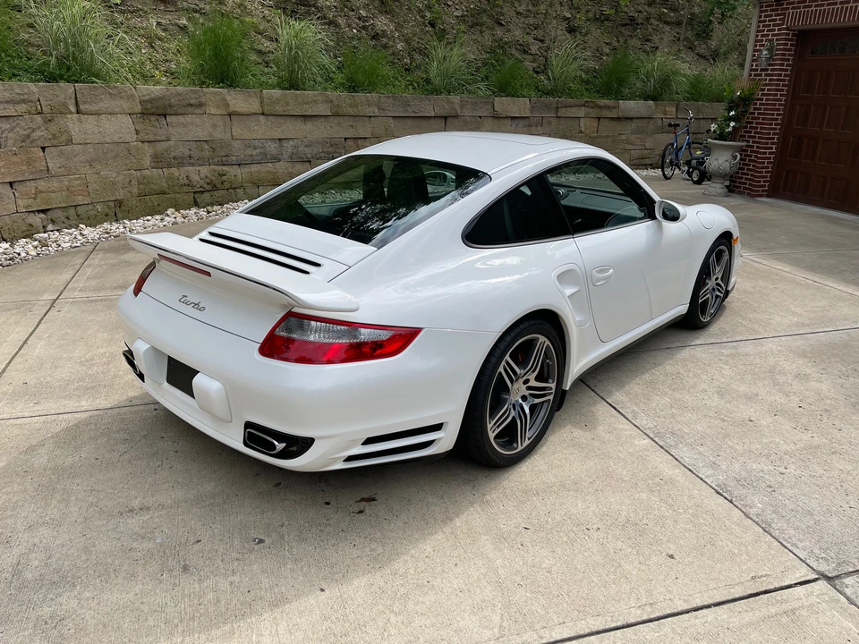 2007 Porsche 997 Turbo - Image 6 of 31