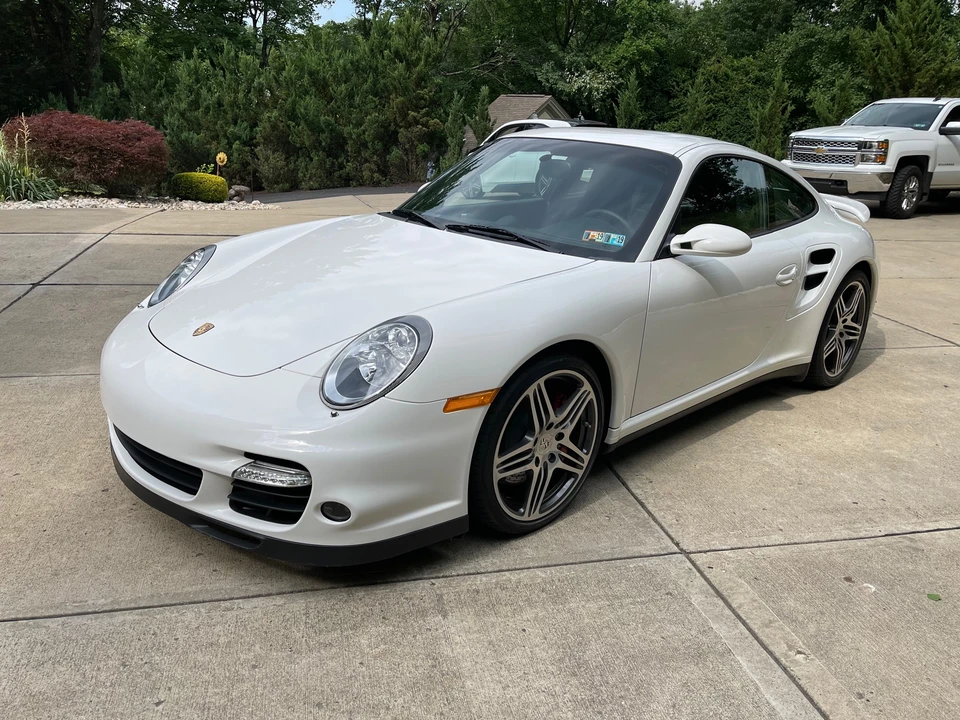 2007 Porsche 997 Turbo - Image 2 of 31