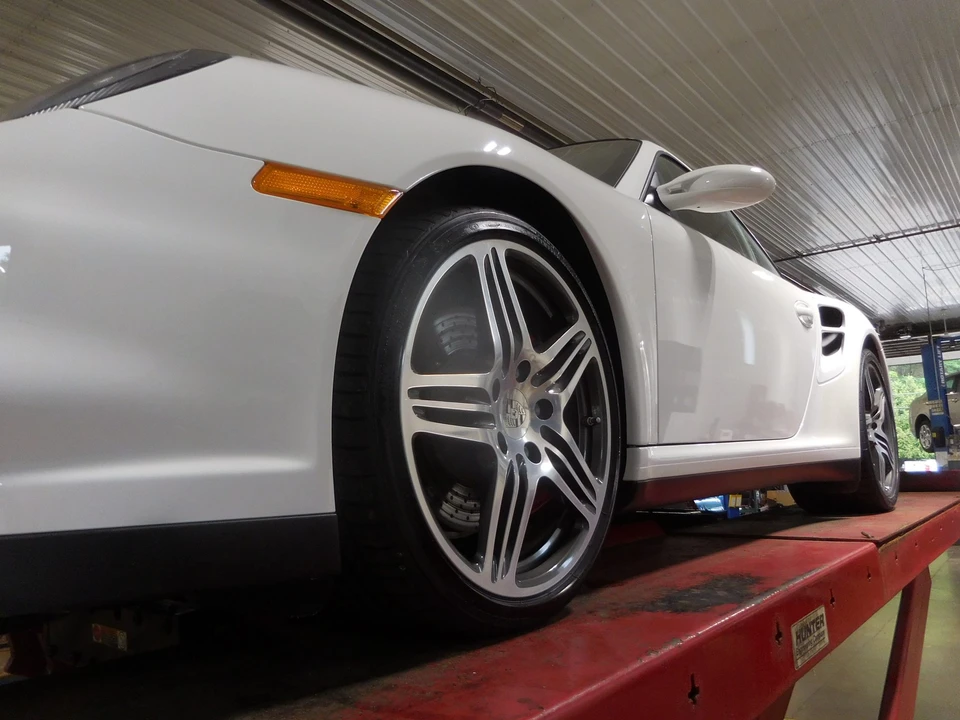 2007 Porsche 997 Turbo - Image 13 of 31