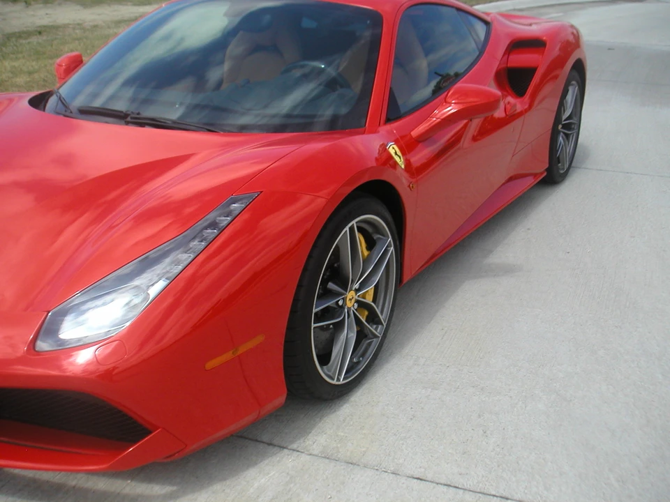2016 Ferrari 488 GTB - Image 3 of 31