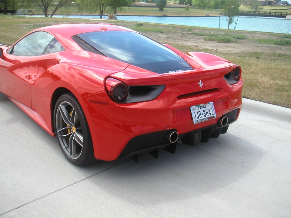 2016 Ferrari 488 GTB - Image 6 of 31