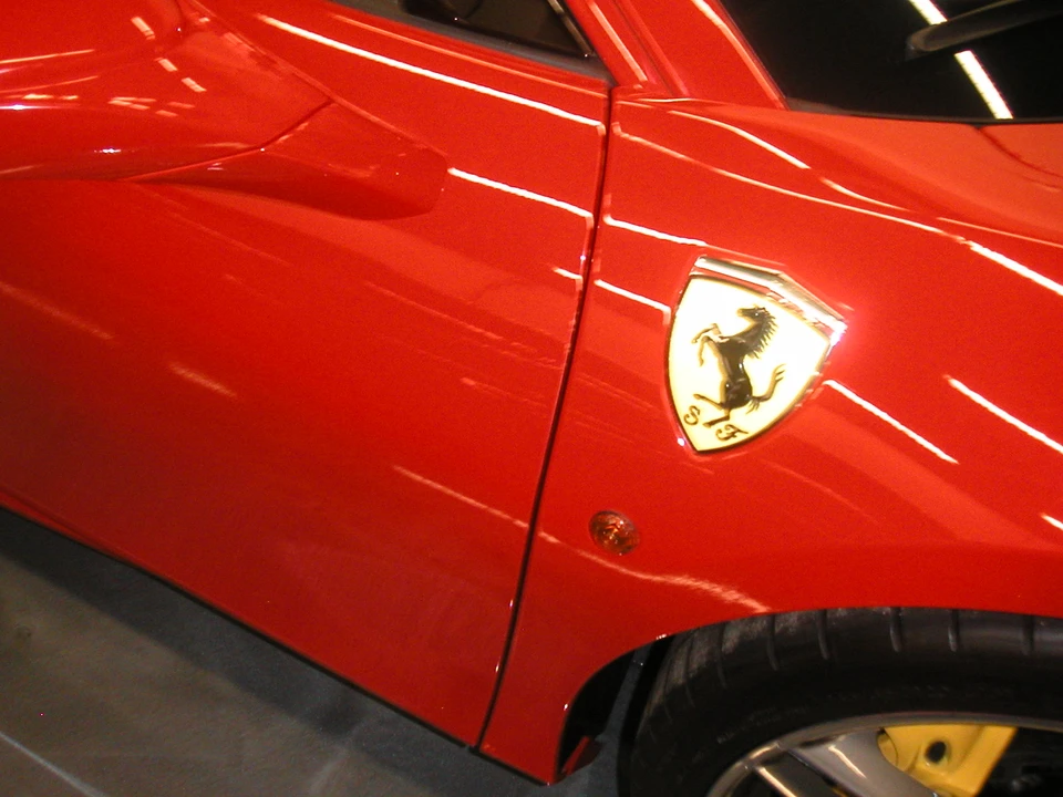 2016 Ferrari 488 GTB - Image 29 of 31