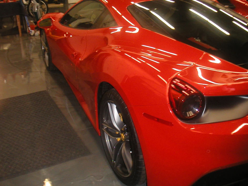 2016 Ferrari 488 GTB - Image 15 of 31