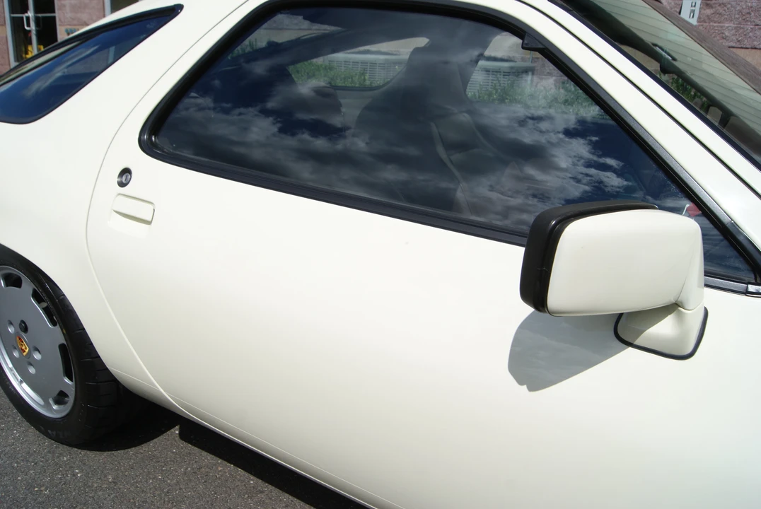 1984 Porsche 928 S - Image 19 of 31