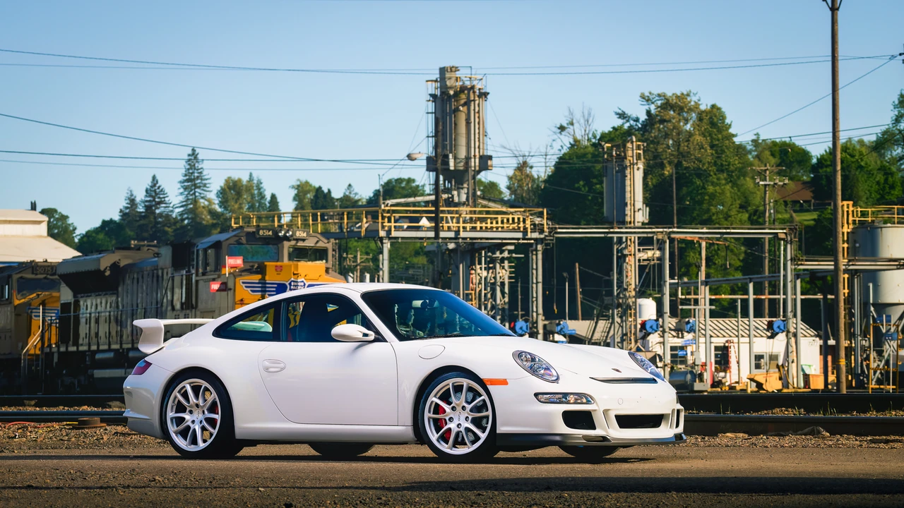 2007 Porsche 997 GT3 - Image 12 of 31