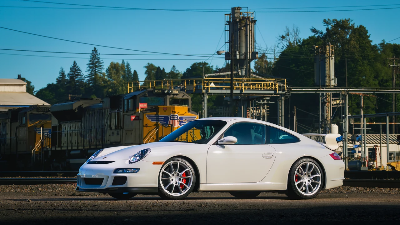 2007 Porsche 997 GT3 - Image 3 of 31
