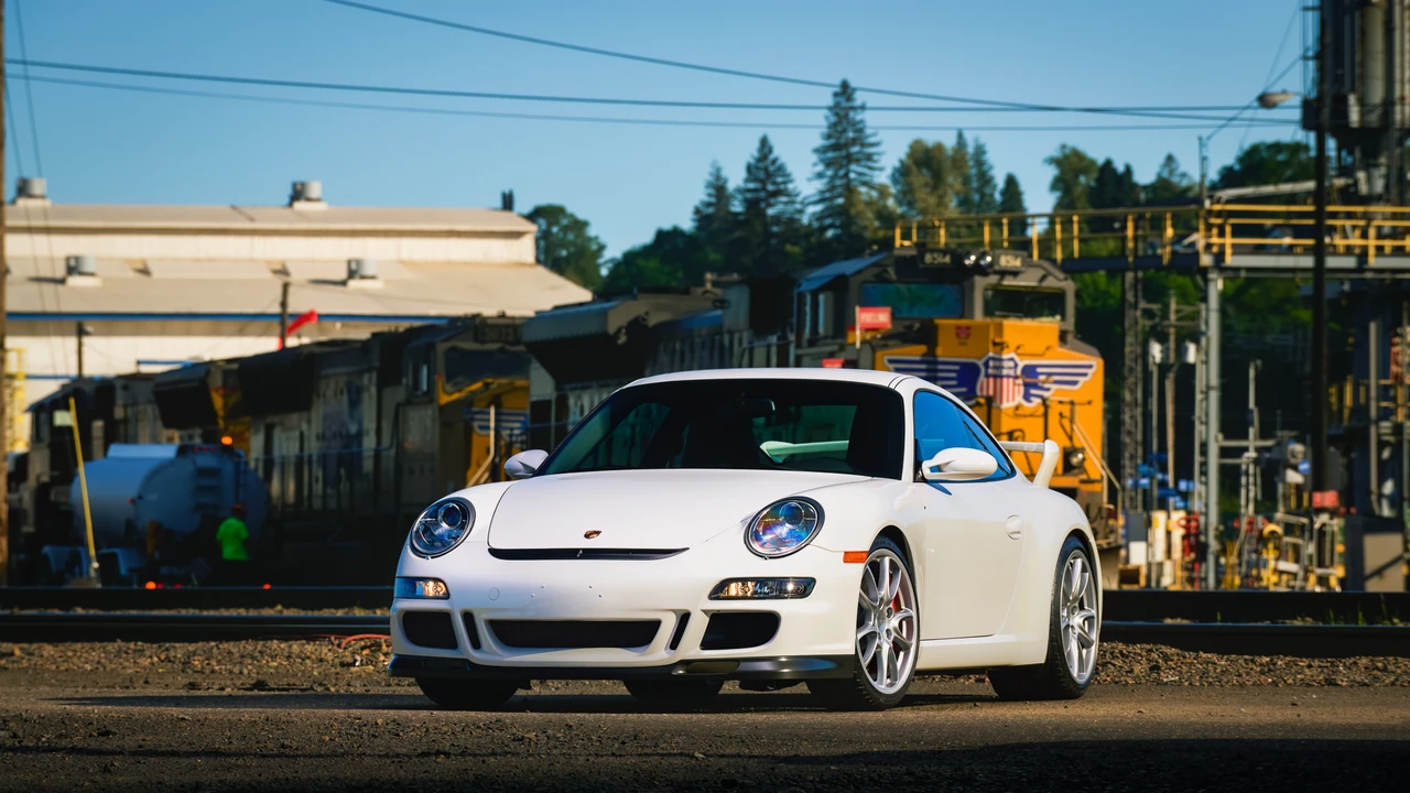 2007 Porsche 997 GT3 - Image 2 of 31