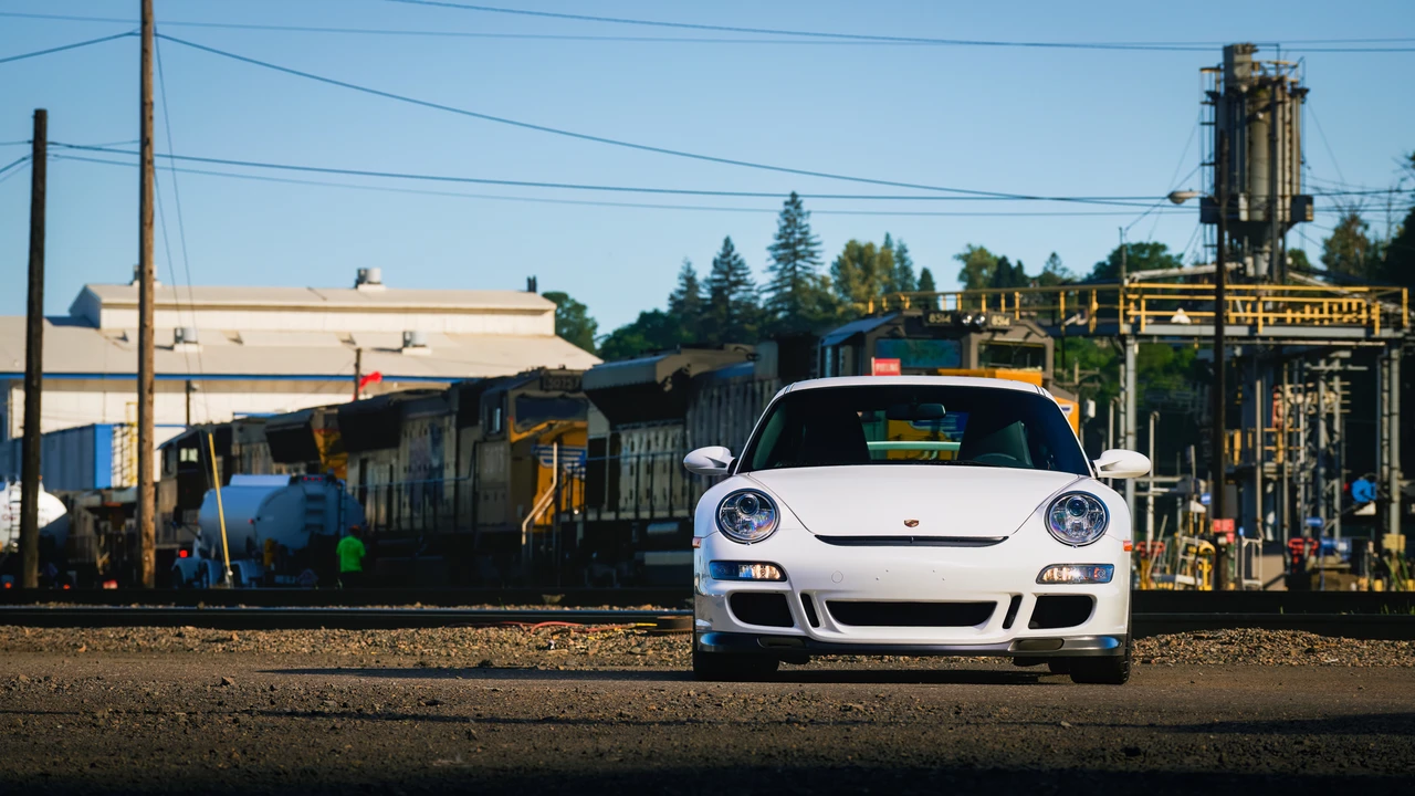 2007 Porsche 997 GT3 - Image 13 of 31