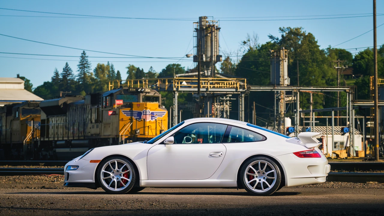 2007 Porsche 997 GT3 - Image 4 of 31