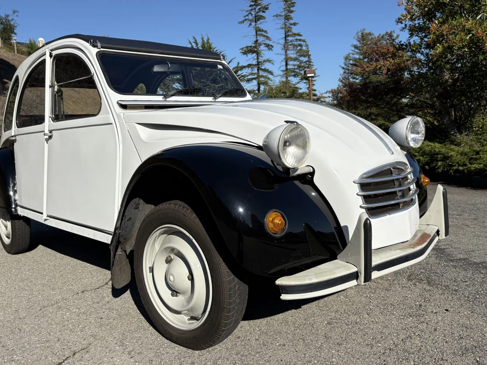 Citroen 2CV - Image 12 of 31