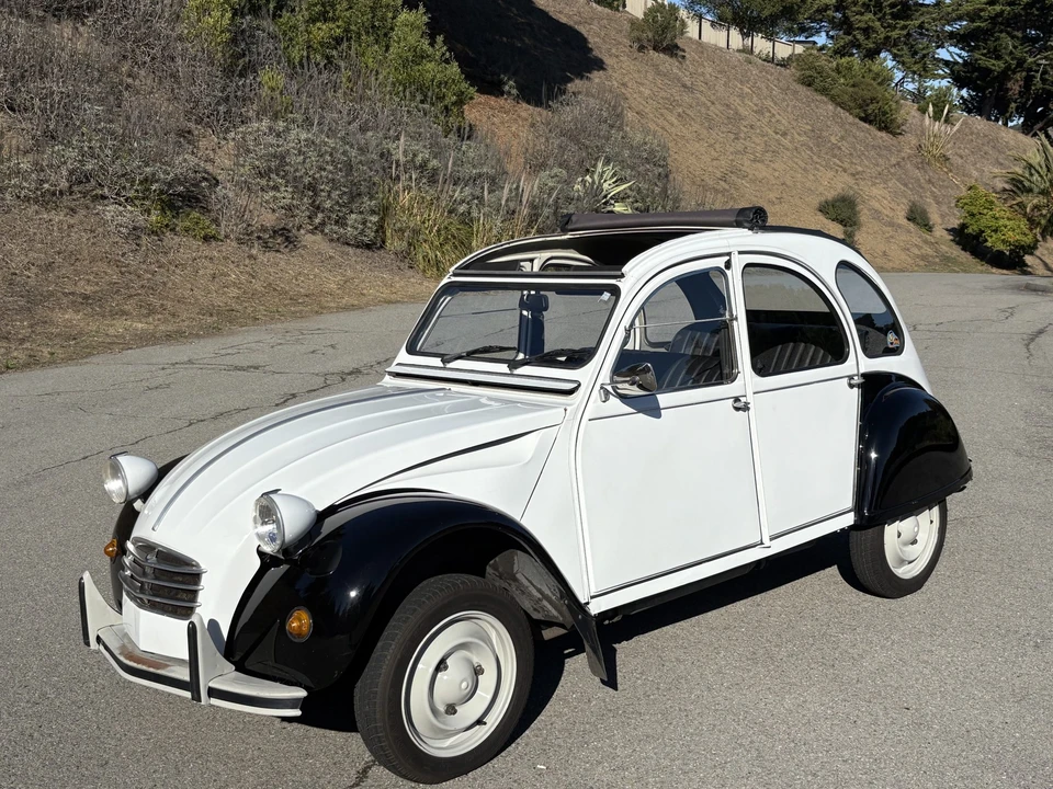 Citroen 2CV - Image 4 of 31