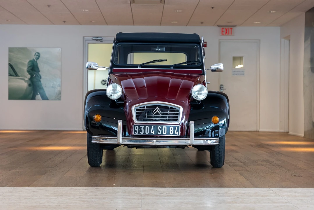 Citroen 2CV - Image 4 of 31