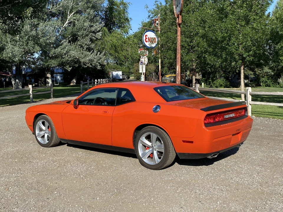 2009 Dodge Challenger SRT8 & 392 3rd Gen - Image 15 of 31