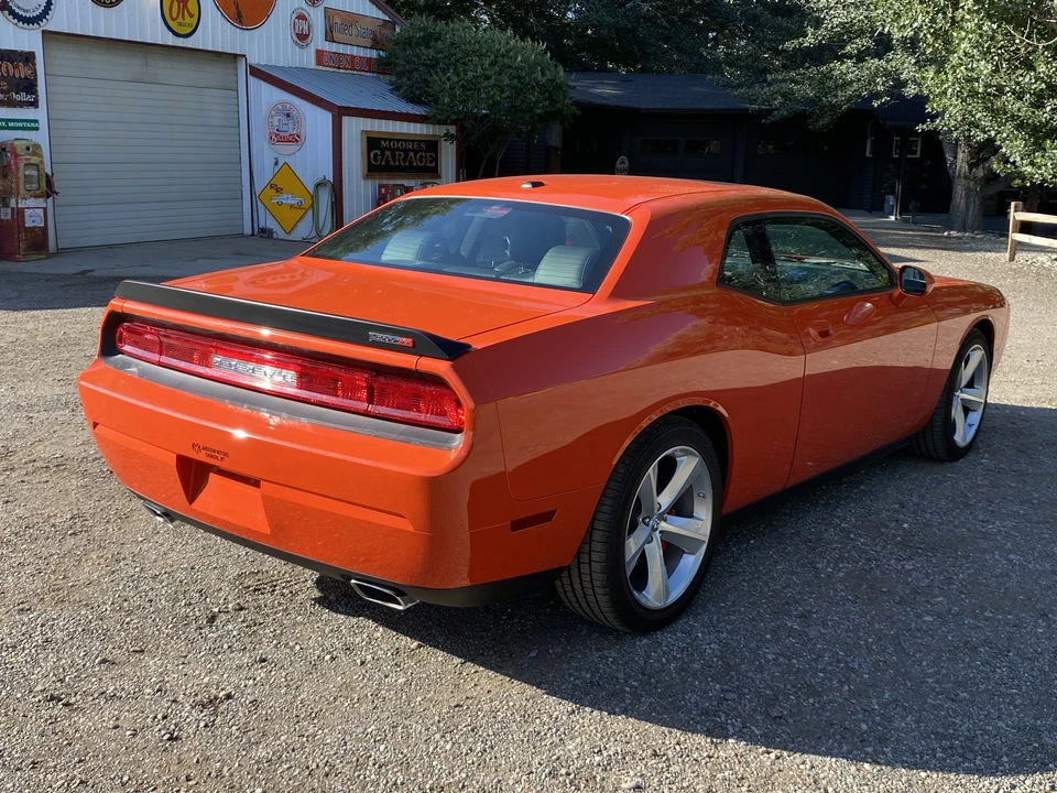 2009 Dodge Challenger SRT8 & 392 3rd Gen - Image 11 of 31