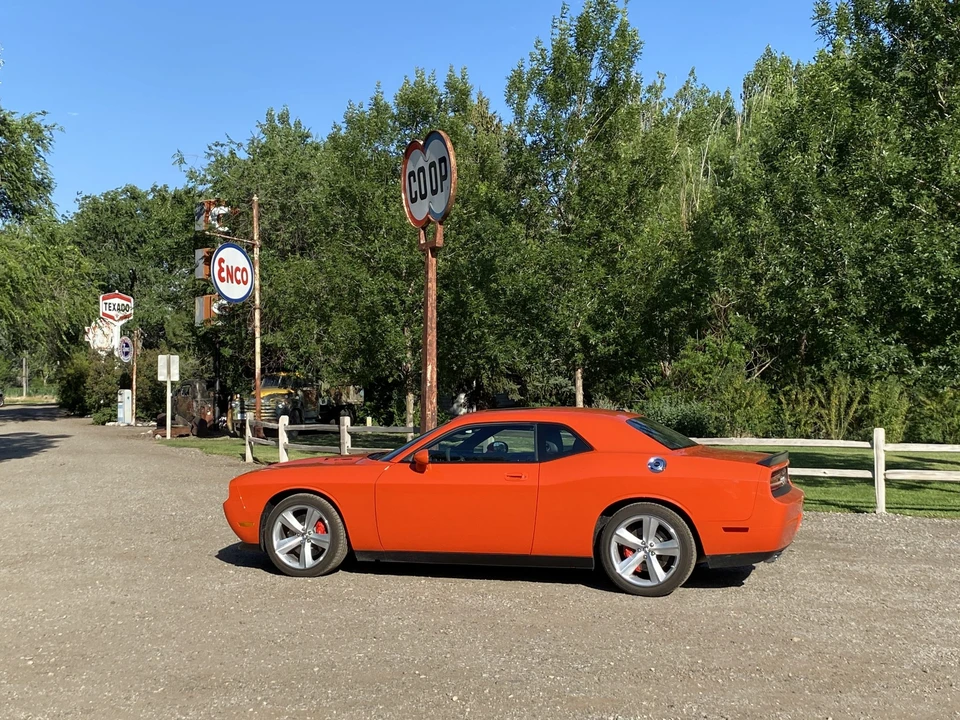 2009 Dodge Challenger SRT8 & 392 3rd Gen - Image 17 of 31