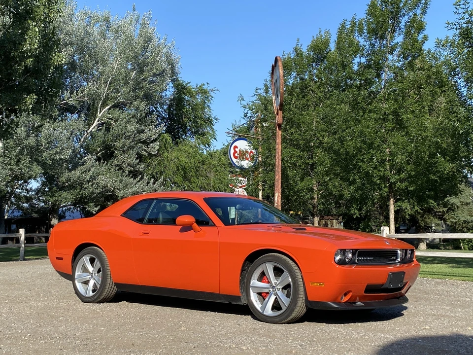 2009 Dodge Challenger SRT8 & 392 3rd Gen - Image 6 of 31