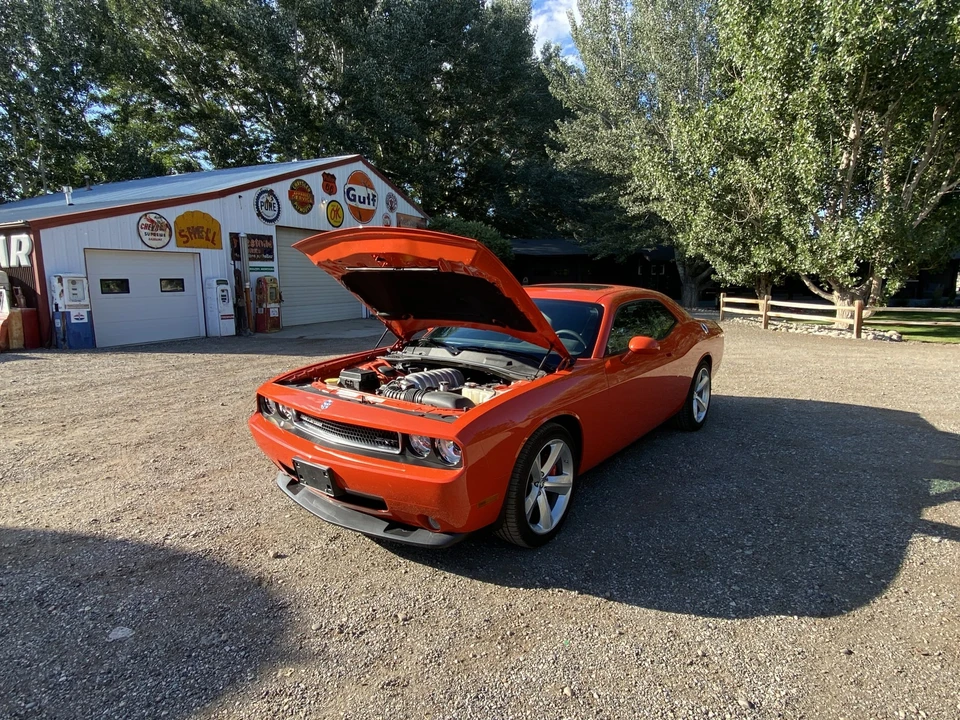 2009 Dodge Challenger SRT8 & 392 3rd Gen - Image 20 of 31
