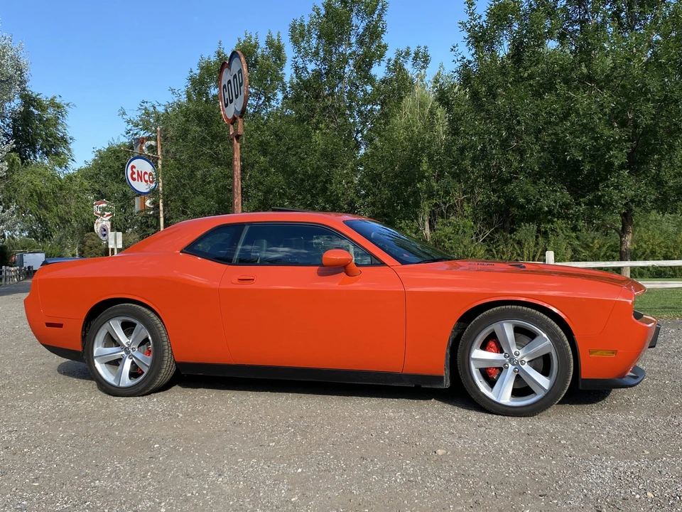 2009 Dodge Challenger SRT8 & 392 3rd Gen - Image 8 of 31