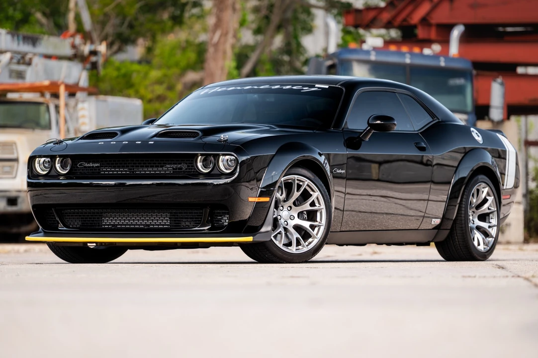 2023 Dodge Challenger SRT Hellcat 3rd Gen - Image 4 of 31