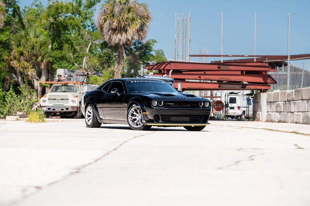 2023 Dodge Challenger SRT Hellcat 3rd Gen - Image 10 of 31