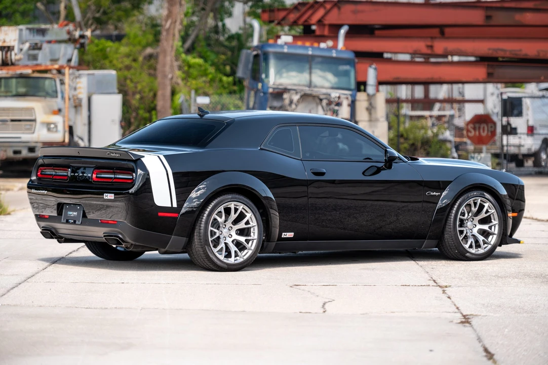 2023 Dodge Challenger SRT Hellcat 3rd Gen - Image 14 of 31