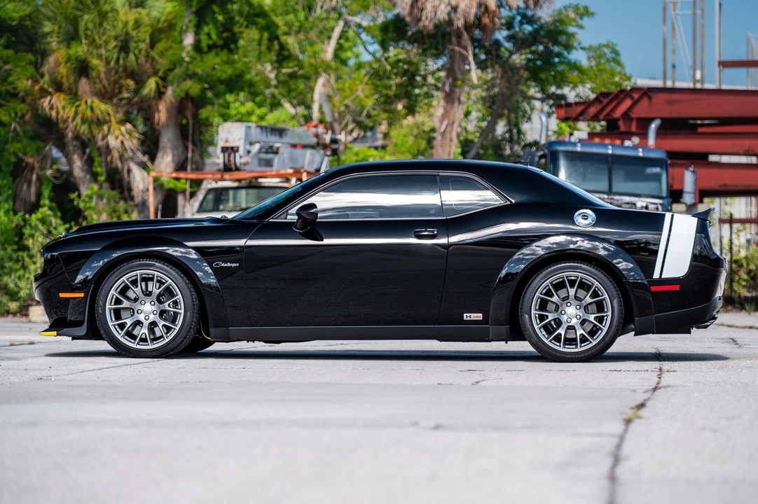 2023 Dodge Challenger SRT Hellcat 3rd Gen - Image 21 of 31
