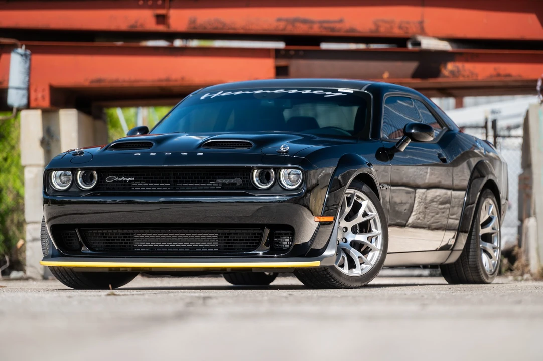 2023 Dodge Challenger SRT Hellcat 3rd Gen - Image 24 of 31