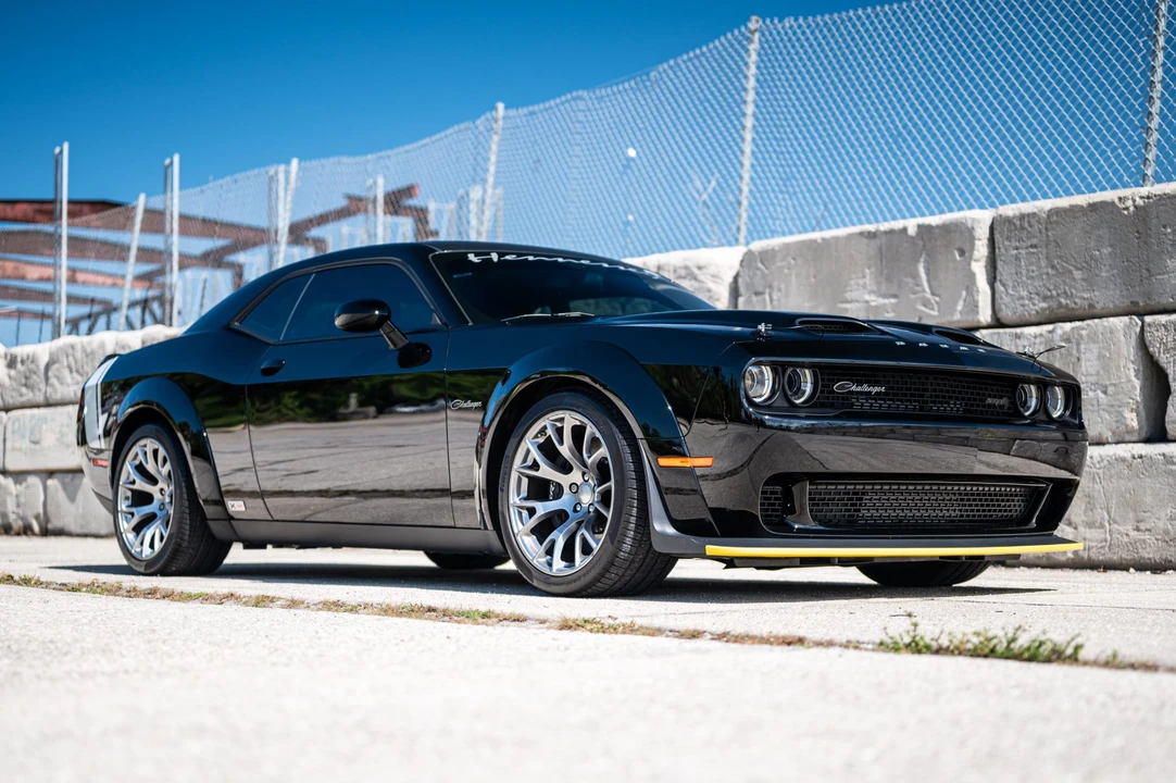 2023 Dodge Challenger SRT Hellcat 3rd Gen - Image 30 of 31