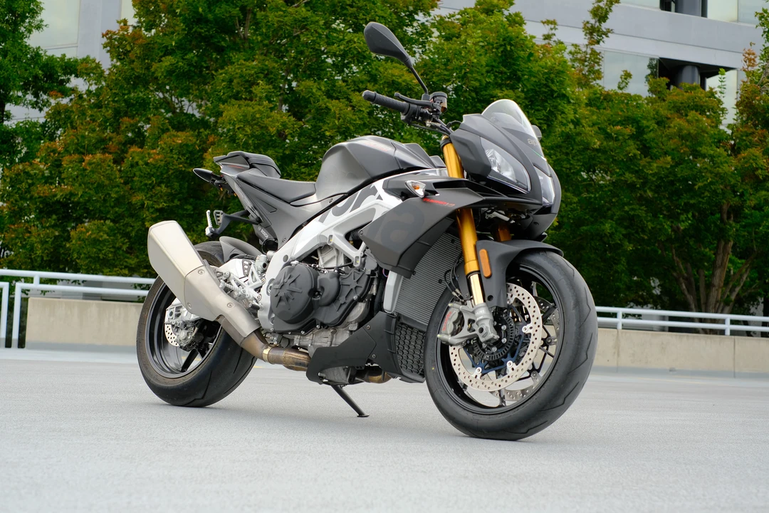 2019 Aprilia - Image 4 of 31