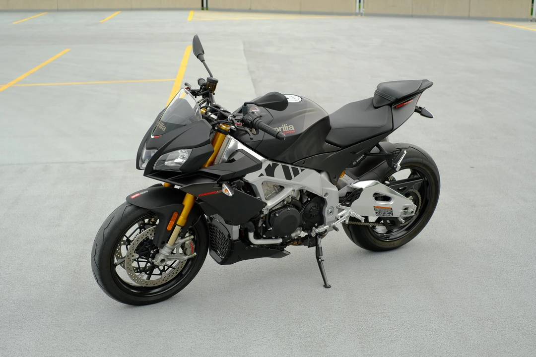 2019 Aprilia - Image 7 of 31
