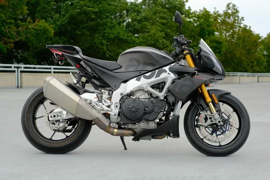 2019 Aprilia Tuono V4 1100 Factory Summit Attack