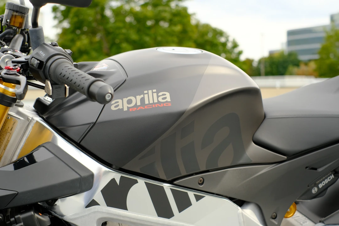 2019 Aprilia - Image 29 of 31