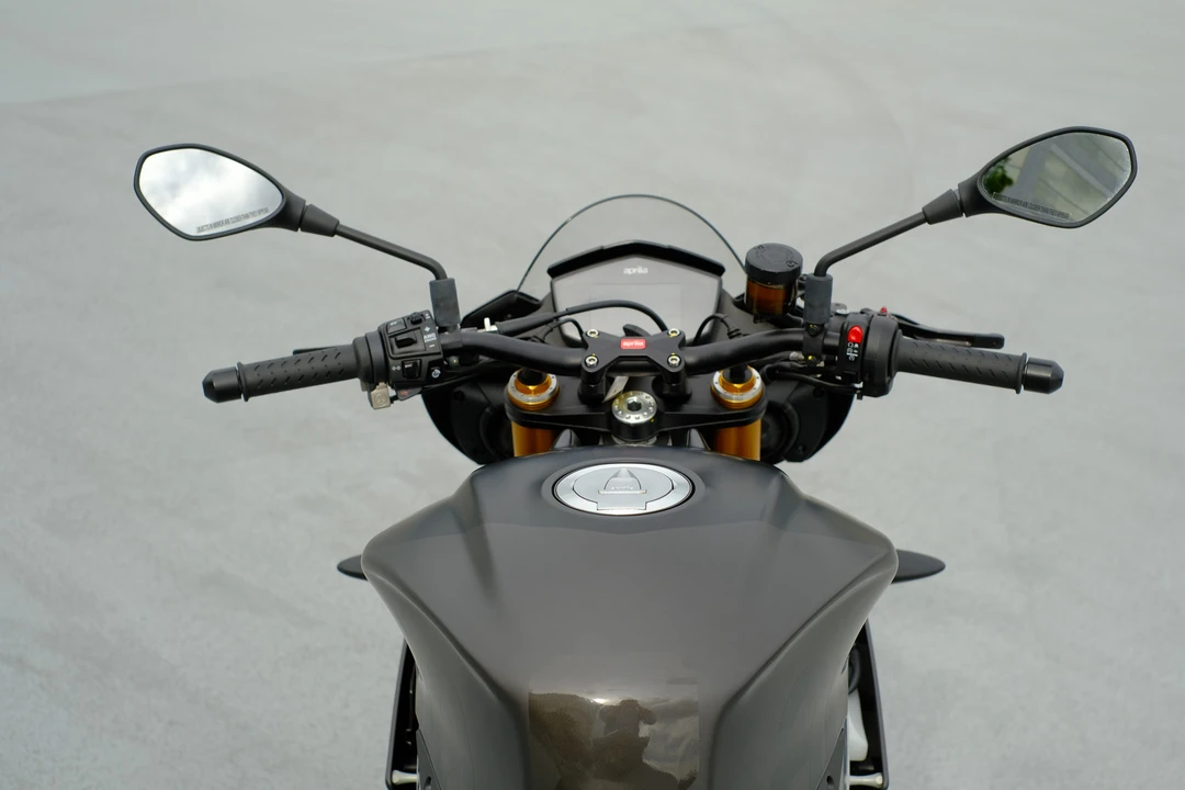 2019 Aprilia - Image 24 of 31