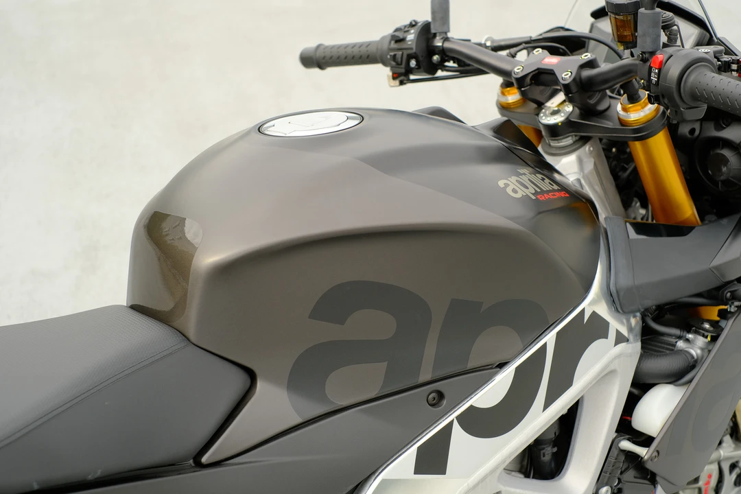 2019 Aprilia - Image 30 of 31