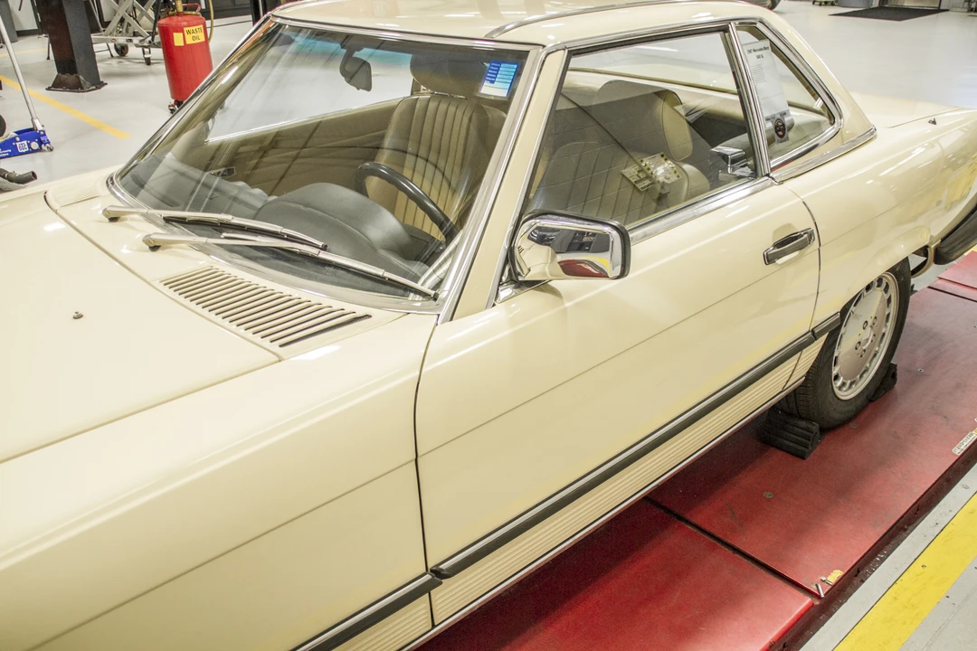 1987 Mercedes-Benz R107 SL-Class - Image 21 of 31