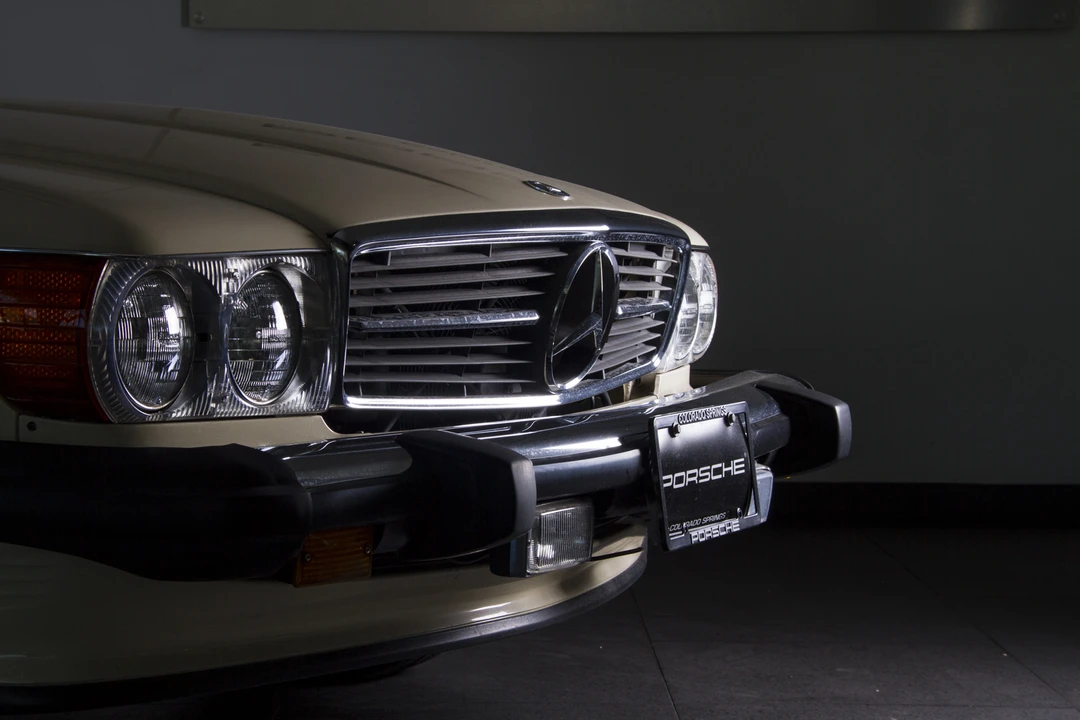 1987 Mercedes-Benz R107 SL-Class - Image 8 of 31